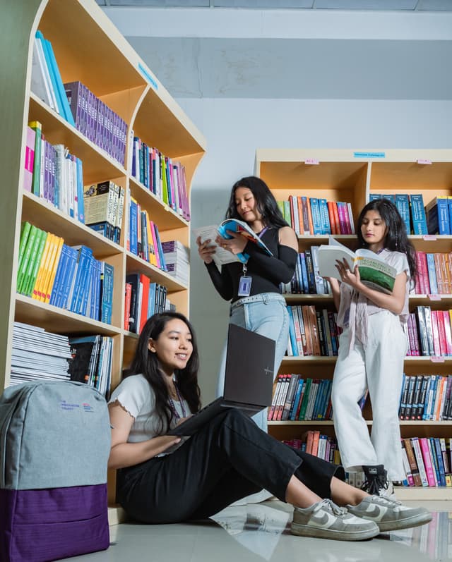 College Banner